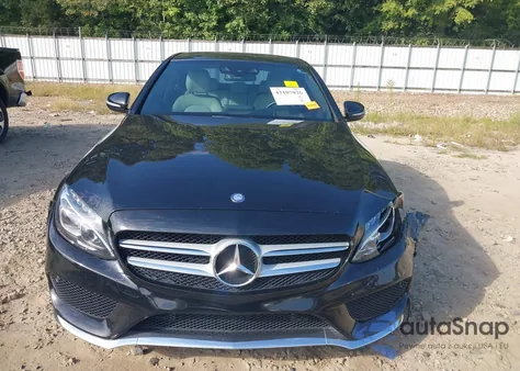 2015 Mercedes-Benz C 300 Sport из США, поврежденный, VIN 55SWF4JB4FU051302